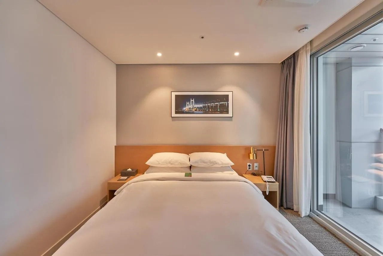 Lavi De Atlan Hotel 2 Busan 3*,  Güney Kore